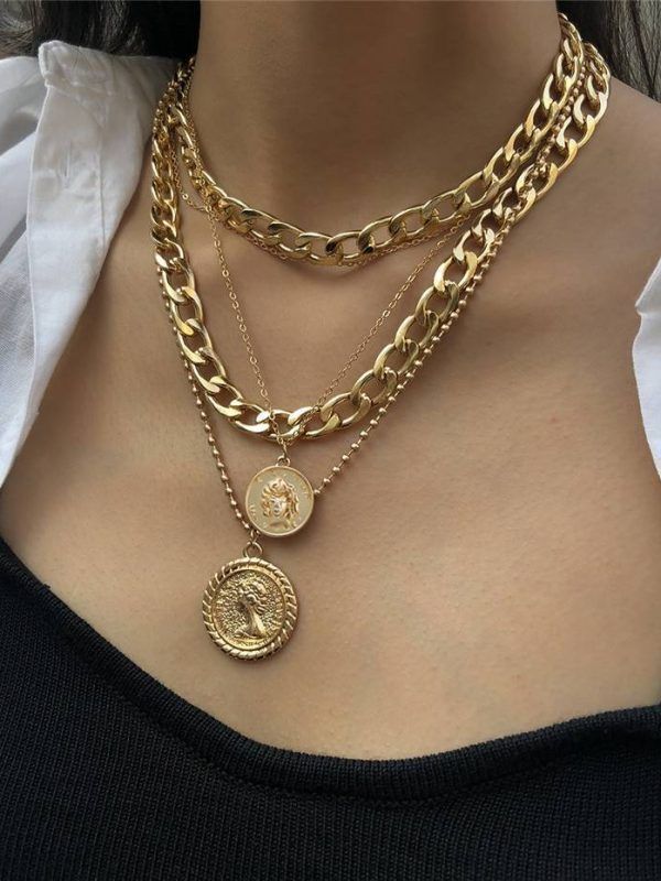 Vintage Punk Big Coin Choker Necklace in Necklaces